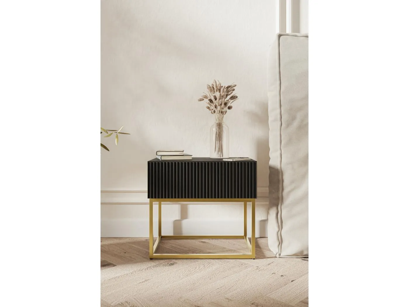 Nachttisch mit Schublade - 50 cm - Schwarz mit goldenem Metallgestell - VELDIO