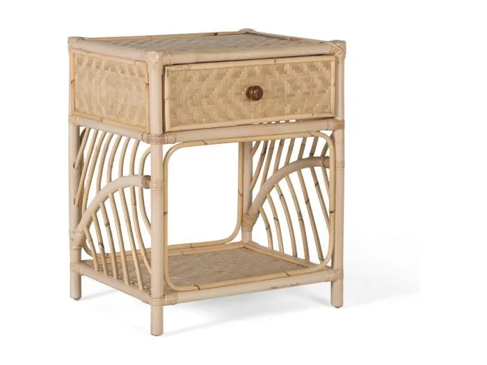Rattan-Nachttisch mit natürlichem Charme