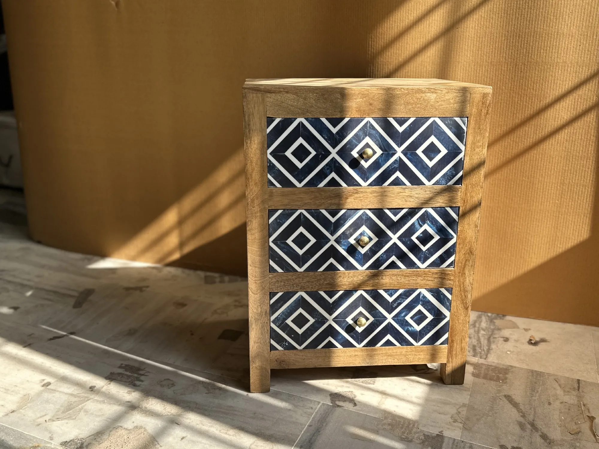 Schränkchen 'Balao', H 60 cm, B 44 cm, L 32 cm