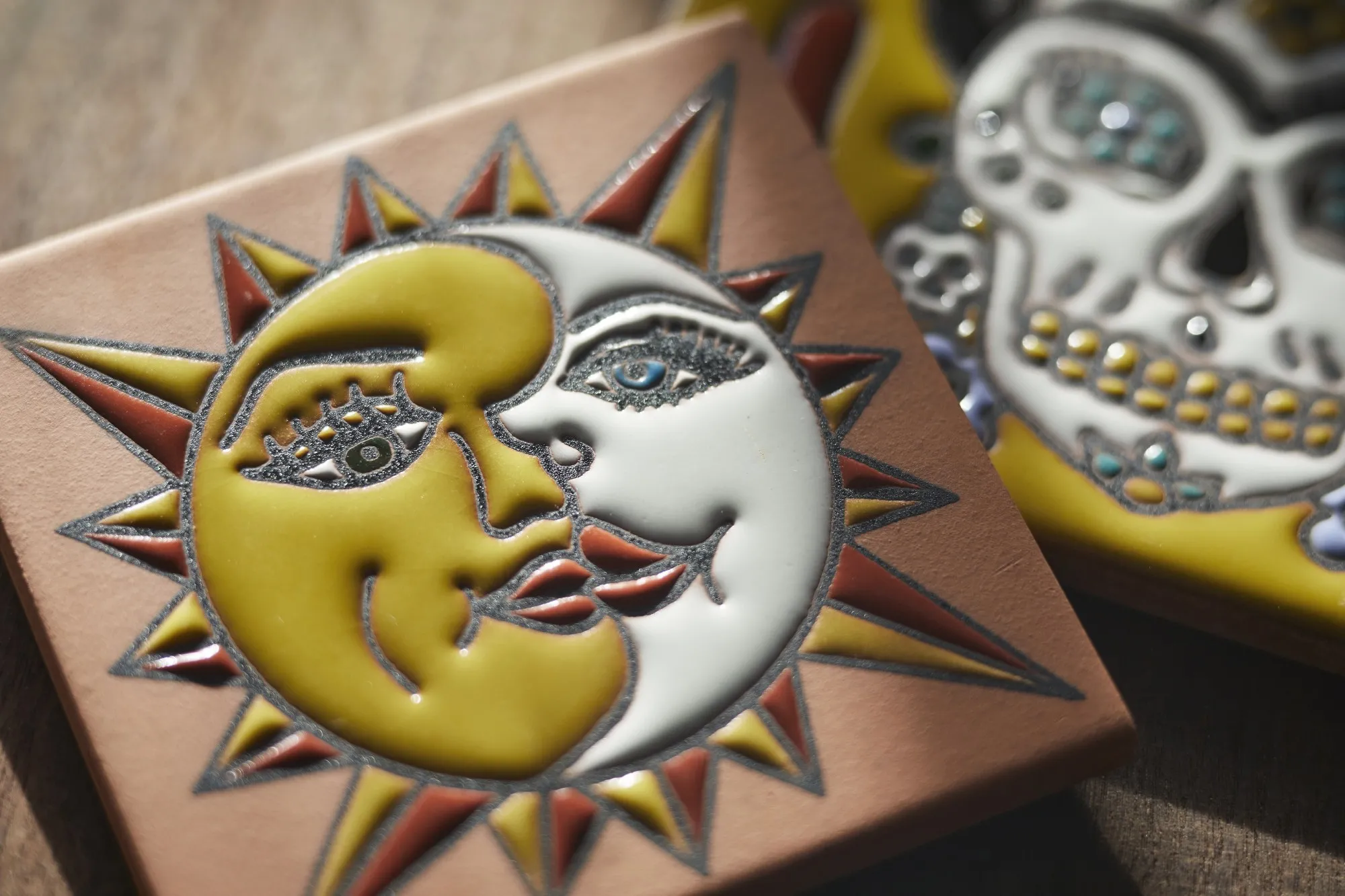 Reliefkachel 'Soluna', multicolor, T 10 cm, B 10 cm, H 0,5 cm