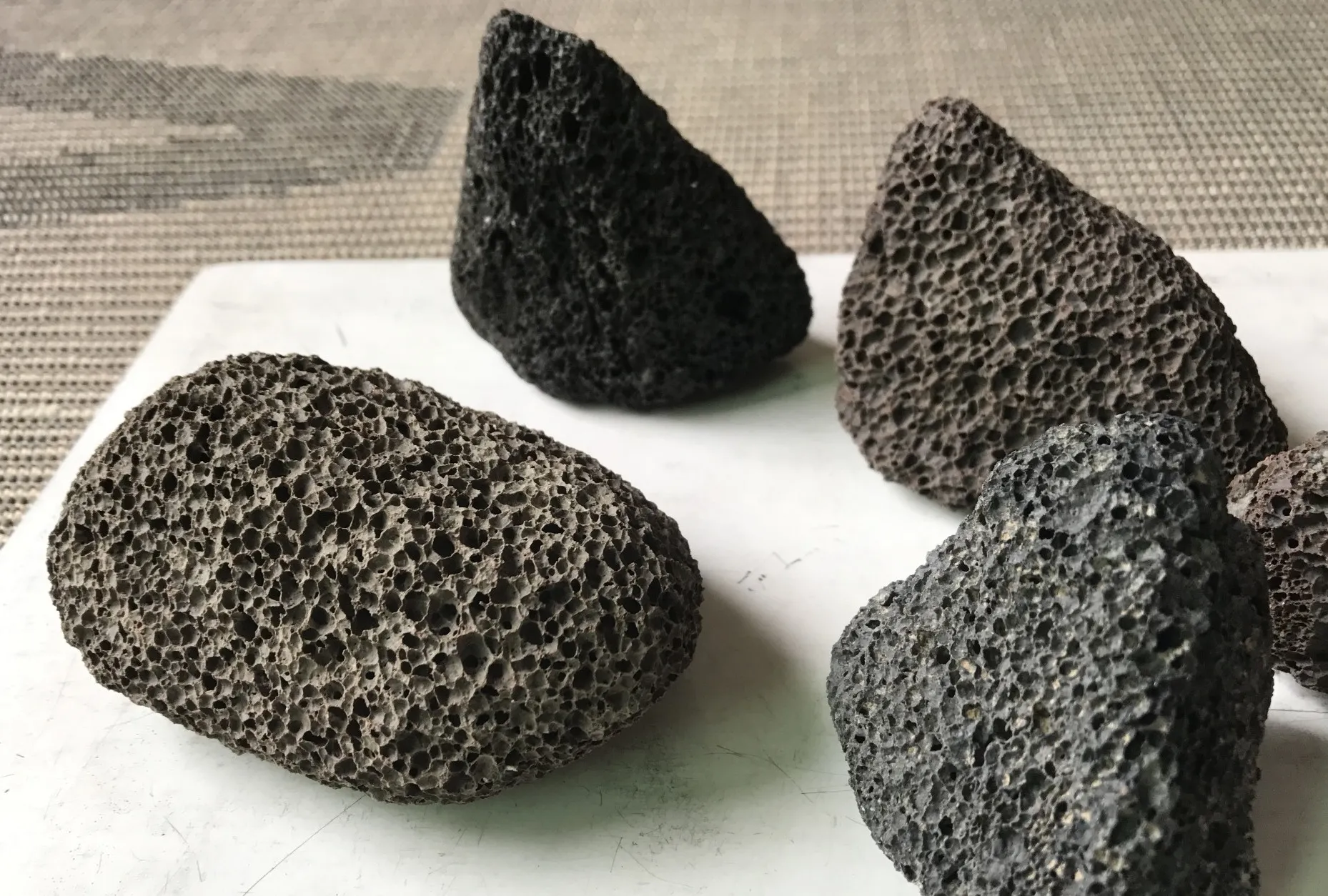 Schrubbstein, schwarz