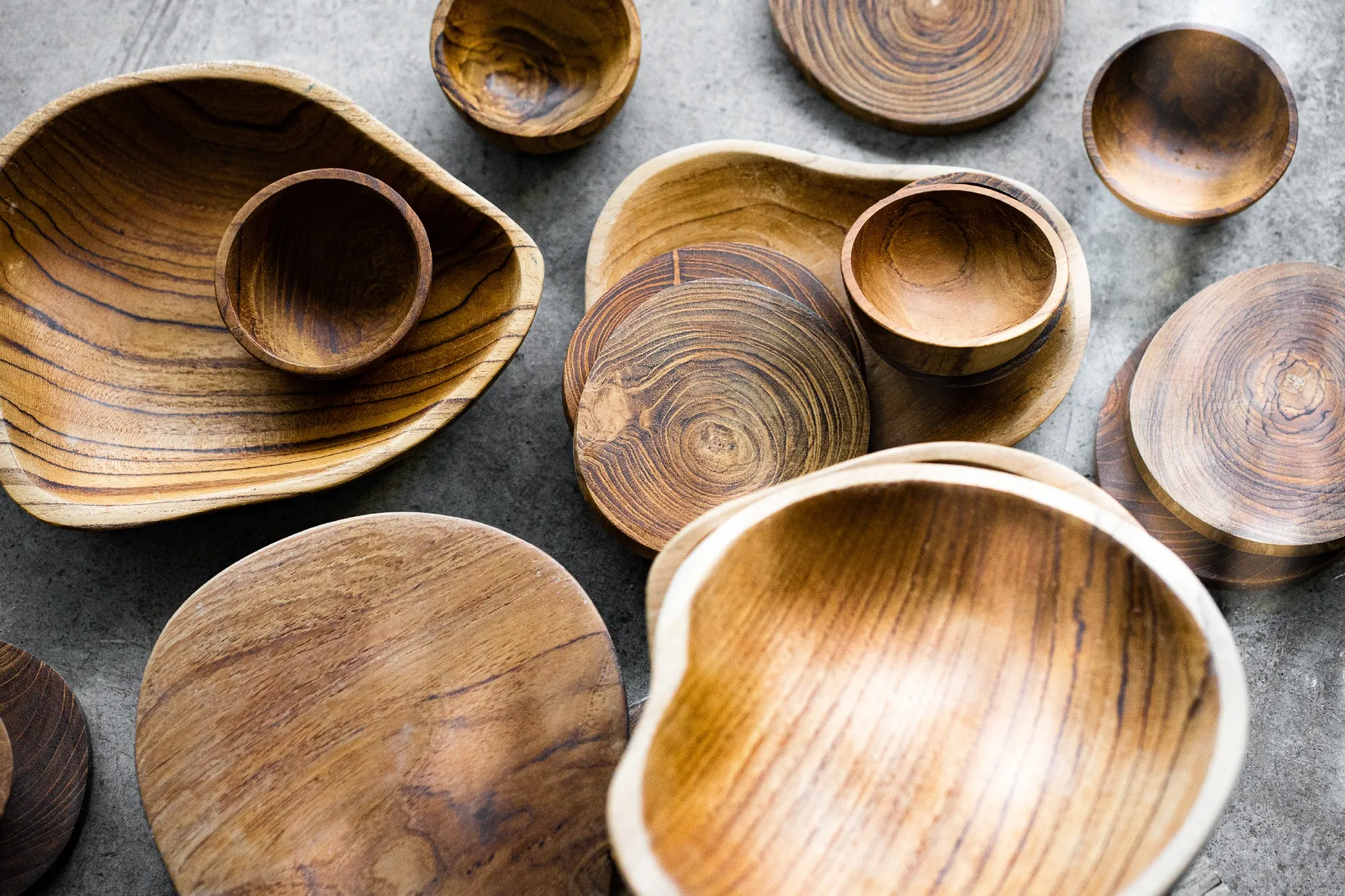 Schale Teak, natur, T 15 cm, B 16 cm, H 2 cm