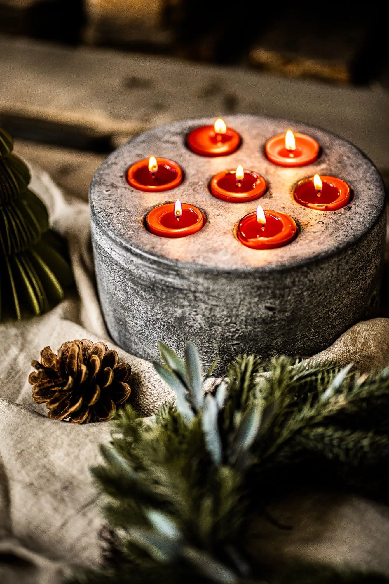 7-er Teelichthalter, grau, Ø 22 cm, H 11 cm