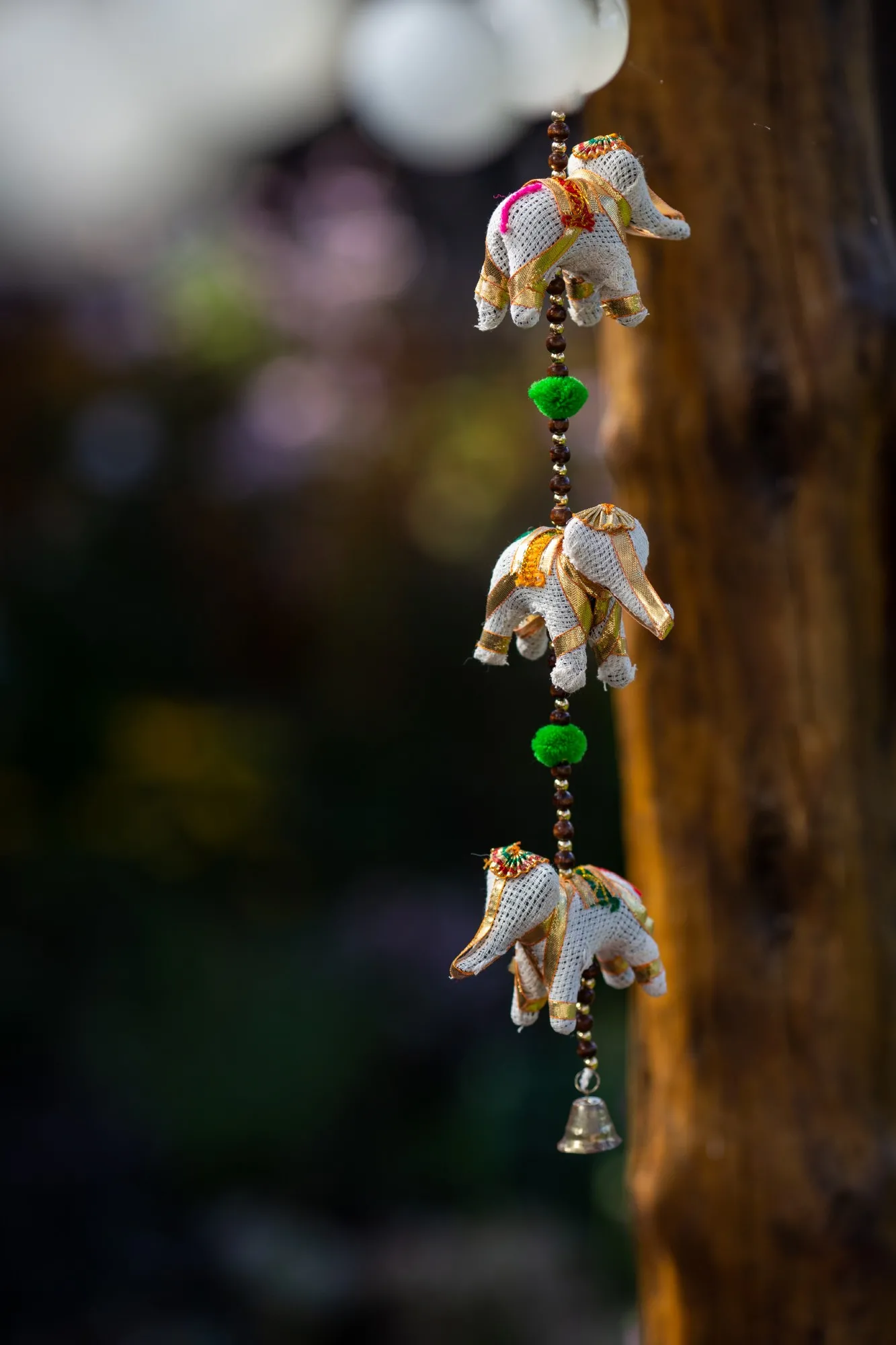 5er Girlande 'Elefant' hängend, weiß, gold, T 10 cm, B 6 cm, H 85 cm