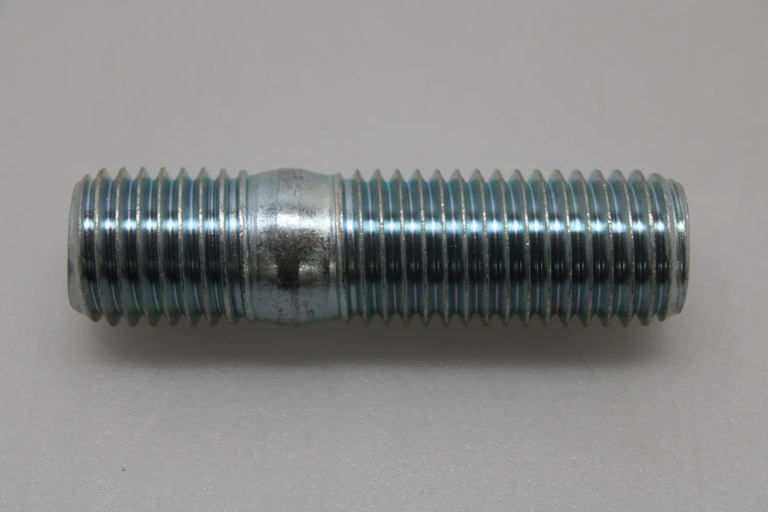 Toolcraft 133308 Stiftschrauben M24 60 Mm Din 939 Stahl Schrauben Muttern Stift B-Ware