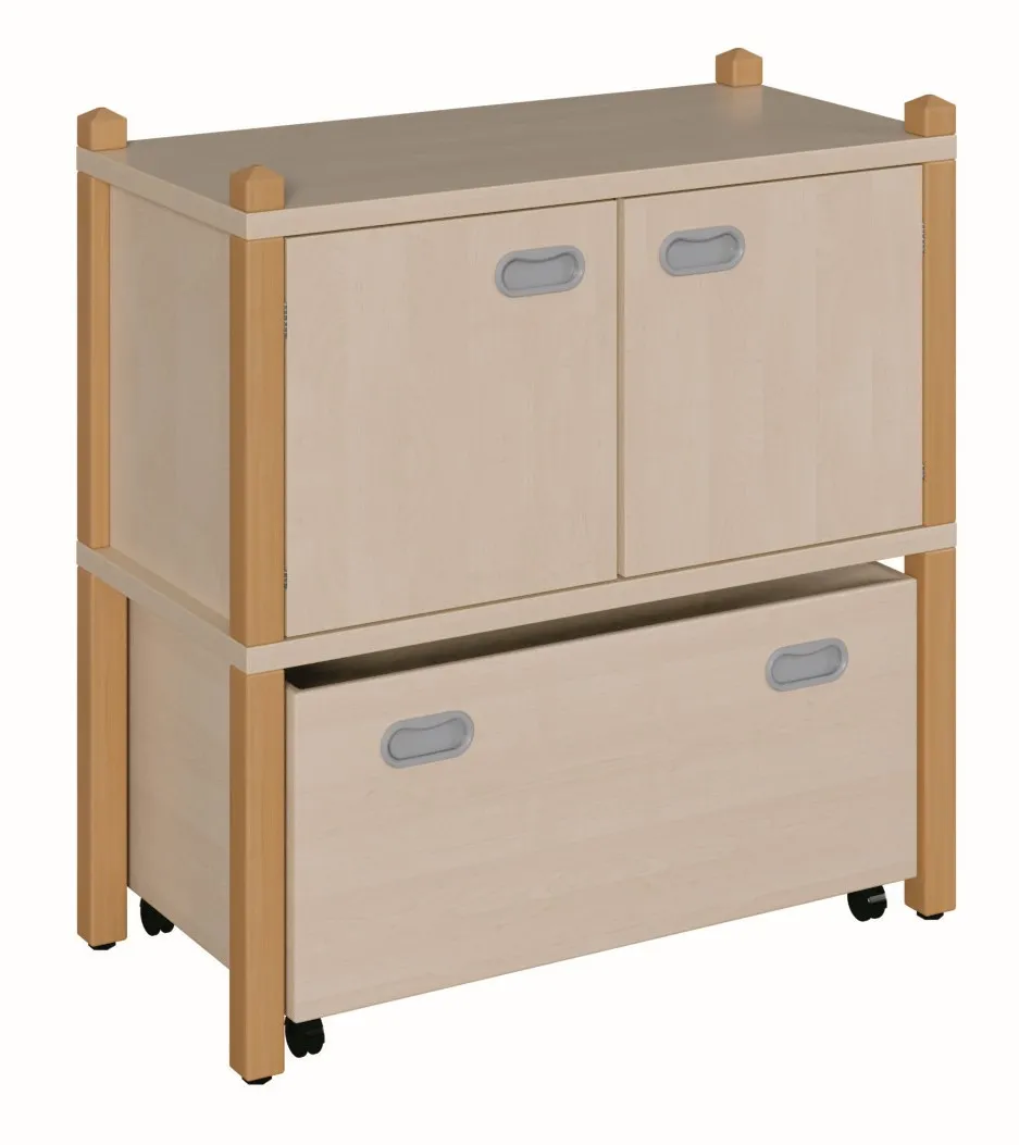 Stollenschrank mit hoher Sockelnische inkl. Rollkasten und Tür, Breite 82 cm
