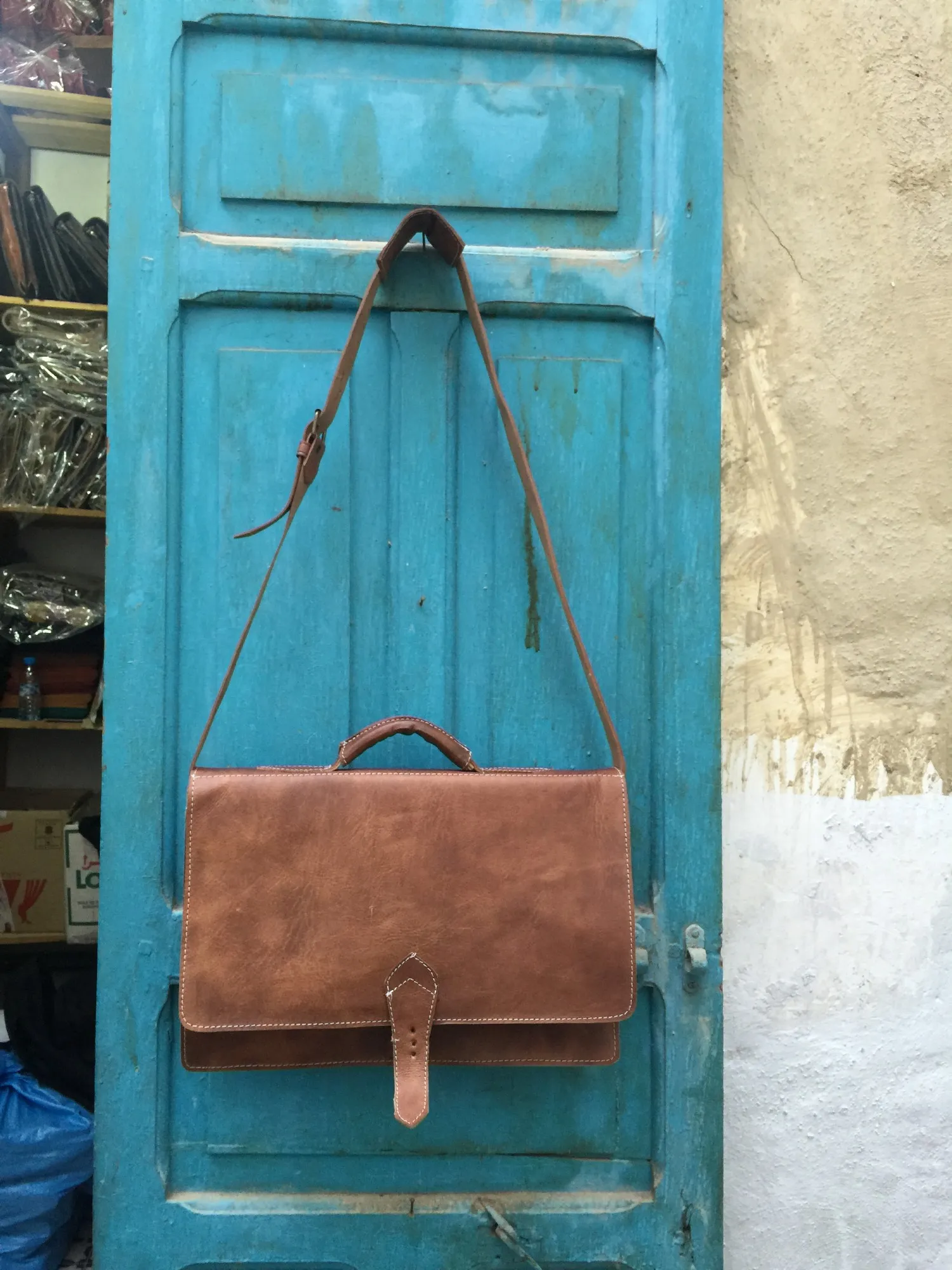 Messengertasche mit Schnalle und Griff, natur, T 40 cm, B 10 cm, H 52 cm