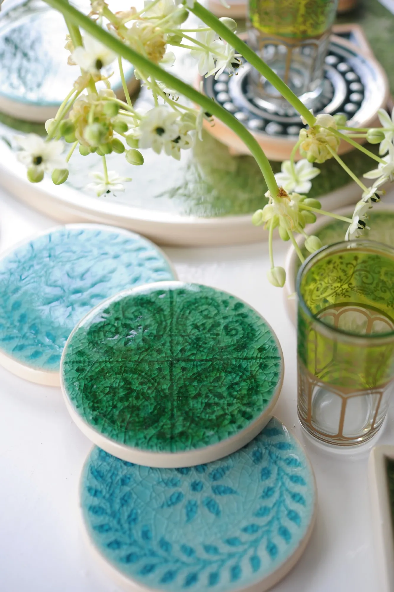 Steingutuntersetzer '4-Blütenkelche', Ø 10 cm, H 1 cm