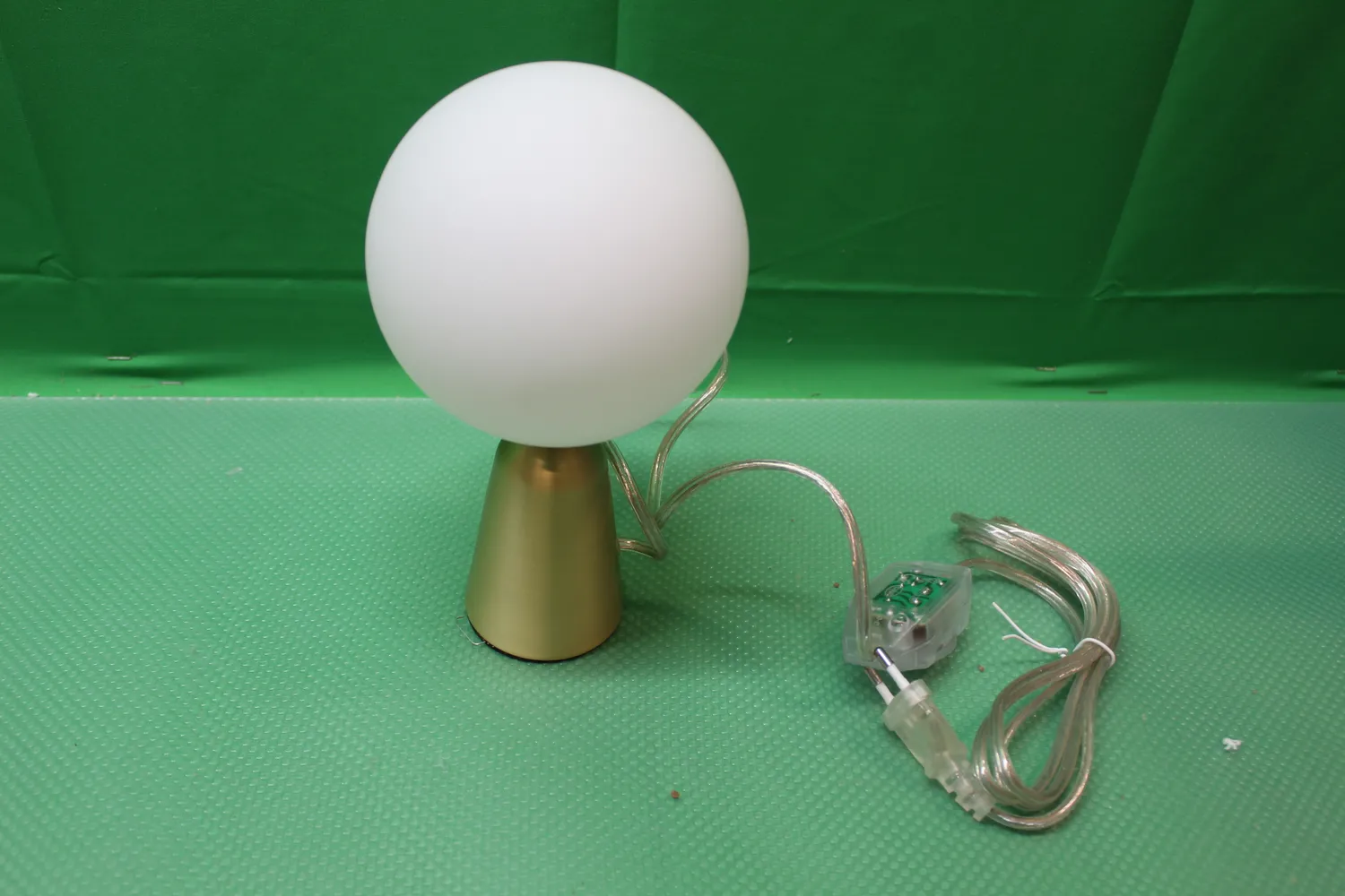 Sforzin Tischleuchte Lunar Mit Goldenem Fuß ø 12 Cm Tischlampe Schreibtischlampe B-Ware