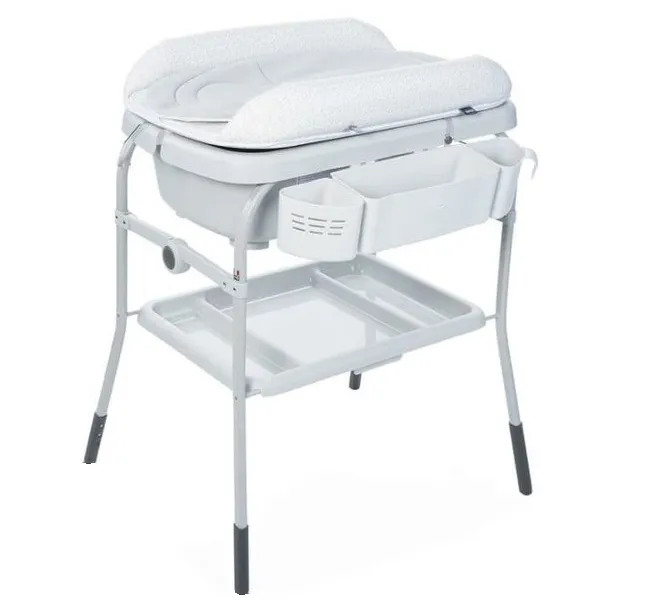 Chicco Cuddle&Bubble Badewanne mit Wickelkommode Dots