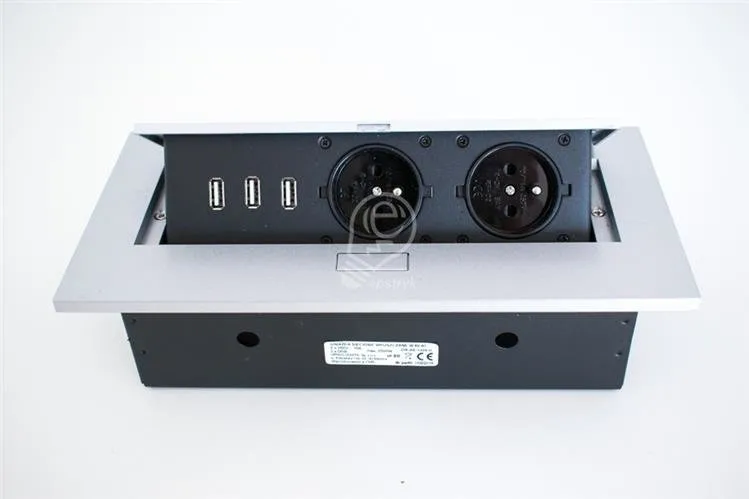 Einbausteckdosen 2x2P+Z, 3xUSB mit Dickrand, silber , Orno OR-AE-1324/G